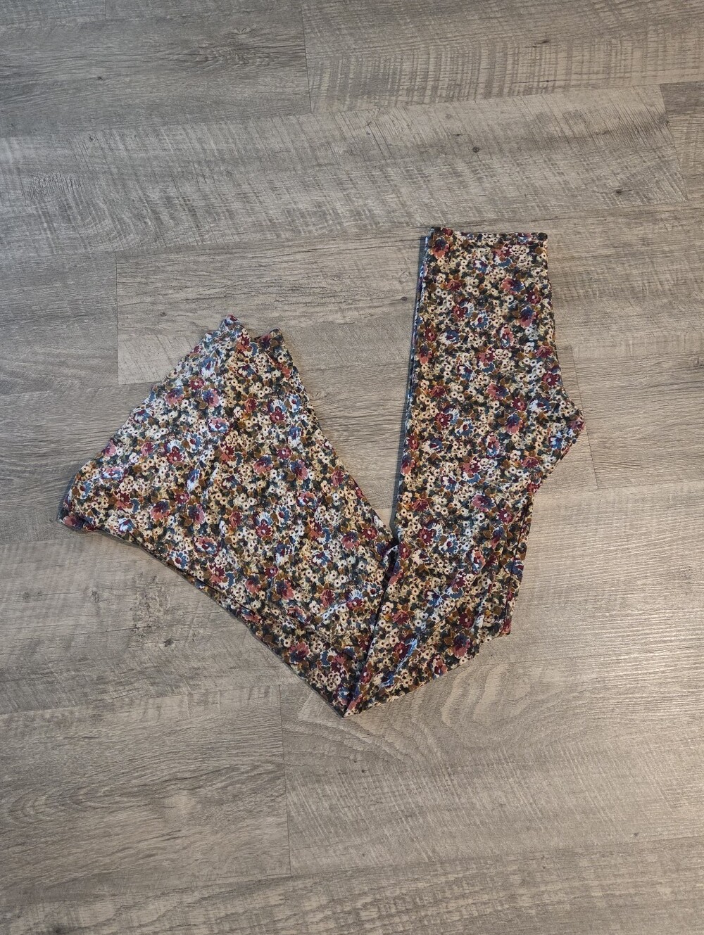 Show Me Your MuMu Bam Bam Floral Bells.